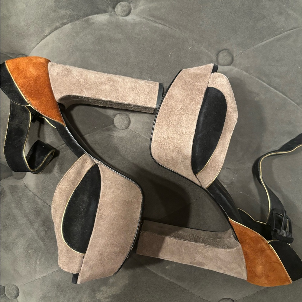 I’m having a hard time letting these go, but my feet grew after pregnancies